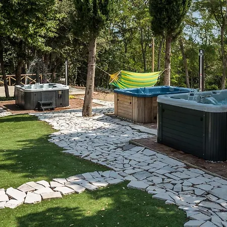 Glamping Poggio Imperiale Marche Luxury tent