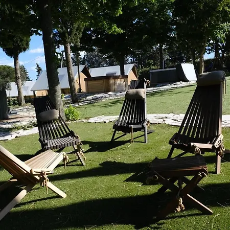 Glamping Poggio Imperiale Marche * チヴィタノーヴァ・マルケ